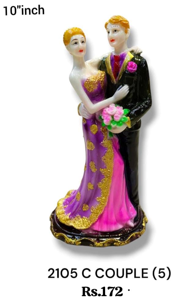 Couple Statue